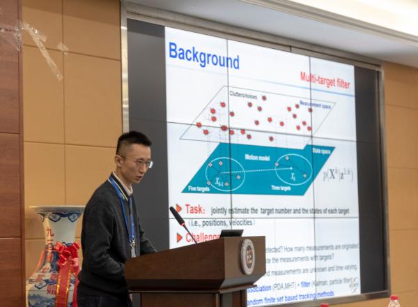 williamhill官网副教授 易伟.JPG