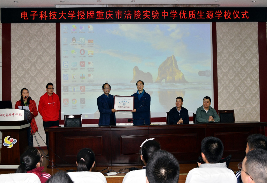 aade04e3b6b2df8c147ee76f9f701d60.png aade04e3b6b2df8c147ee76f9f701d60.png