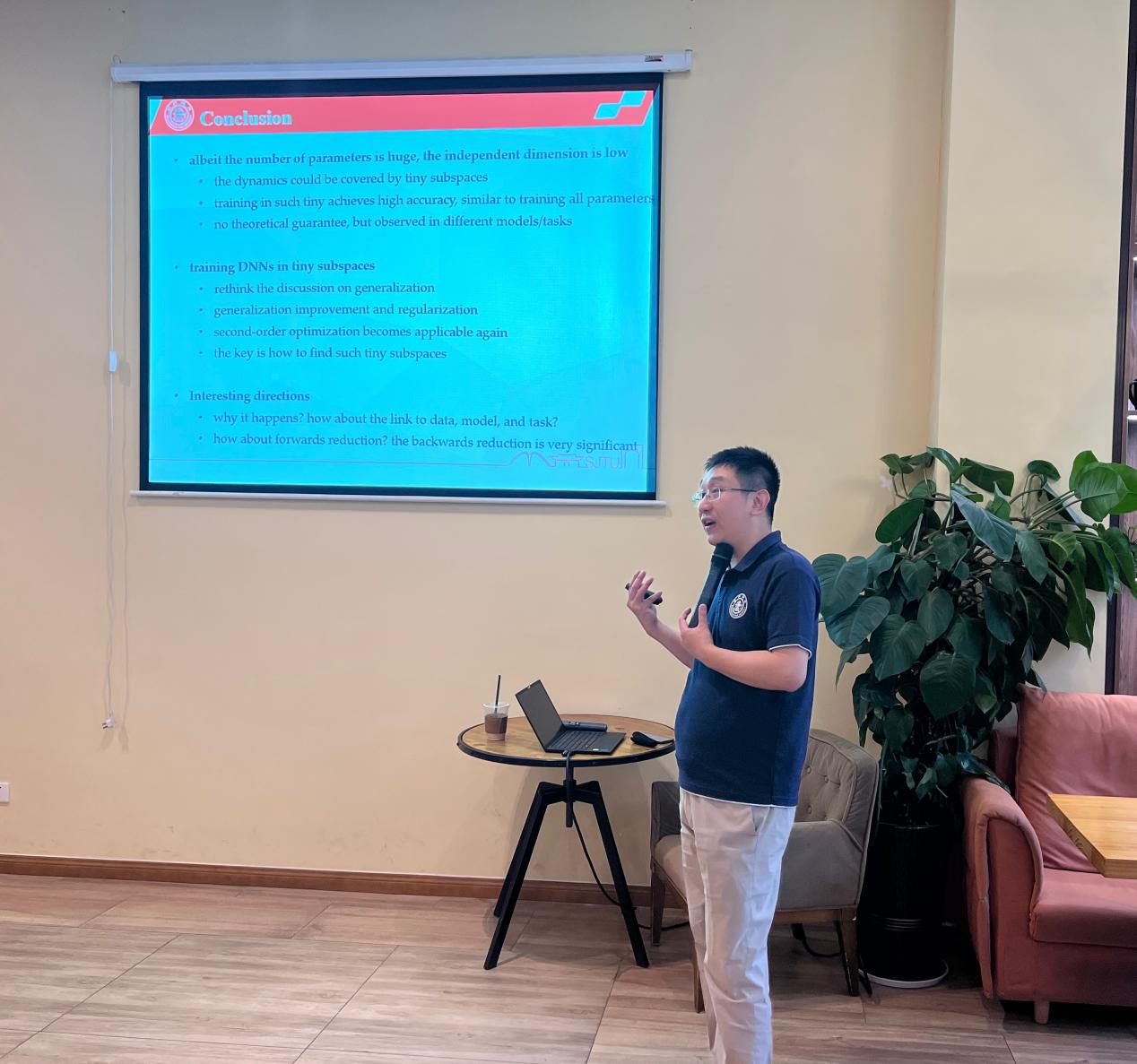 BB64036E4A7C245E9EABC966BAA5D474