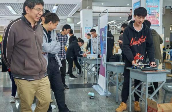 01.webp.jpg 01.webp.jpg